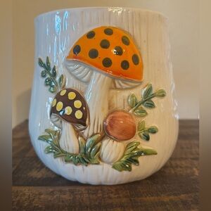 Vintage Sears Roebuck Merry Mushroom ceramic canister 1976